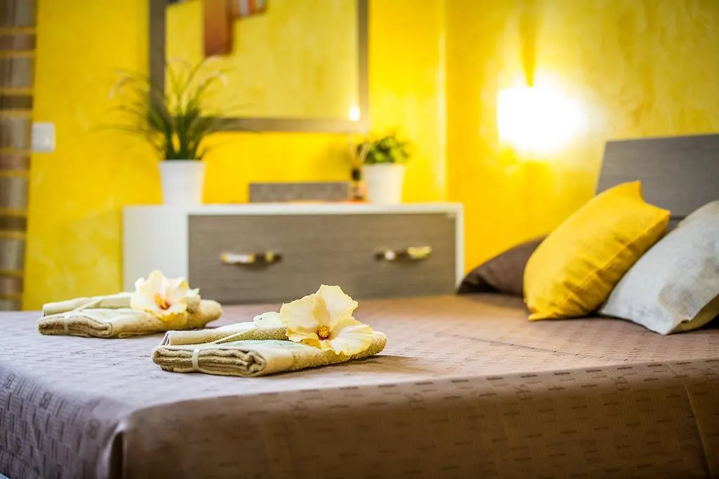 B&B Pepito Cefalu Bed & Breakfast